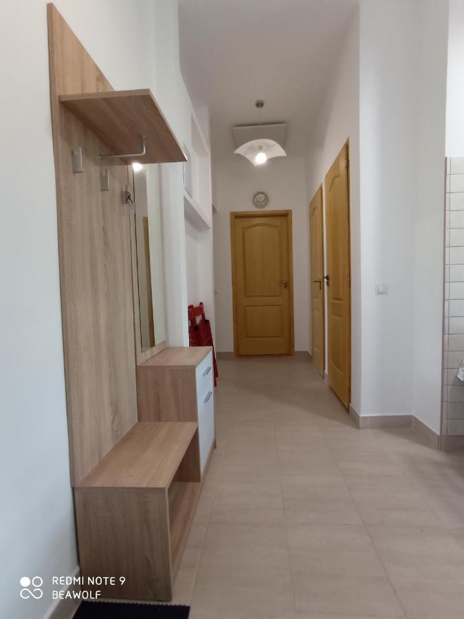 Gizella Apartman 埃格尔 外观 照片