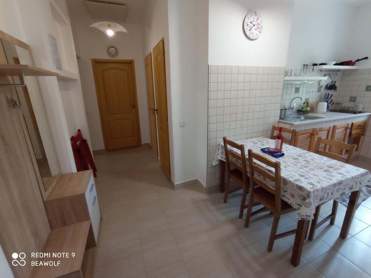 Gizella Apartman 埃格尔 外观 照片
